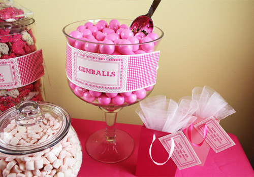 Create A Candy Buffet For Your Wedding Or Party Candy Buffet As Party Favors