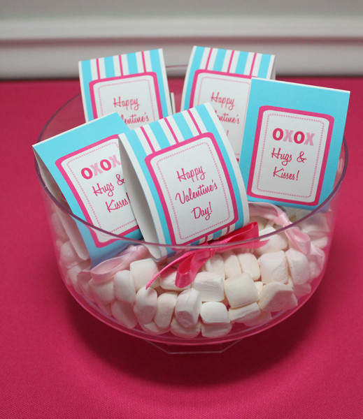Valentine’s Day Party Template: Lollipop Covers – Download &amp; Print